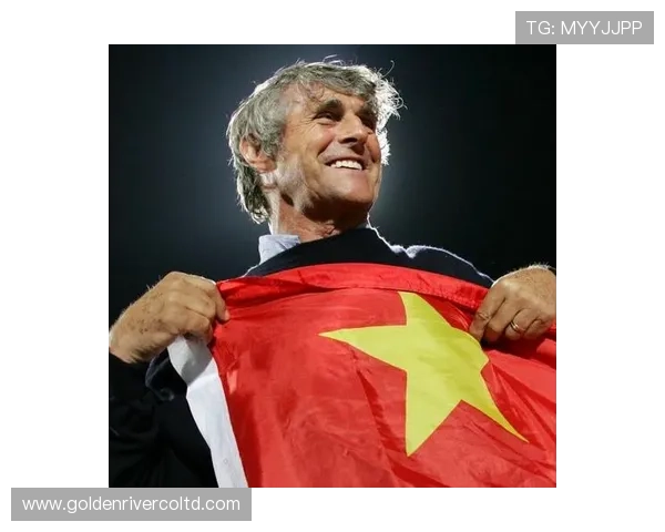 国际足球明星米卢的传奇人生与辉煌成就揭秘