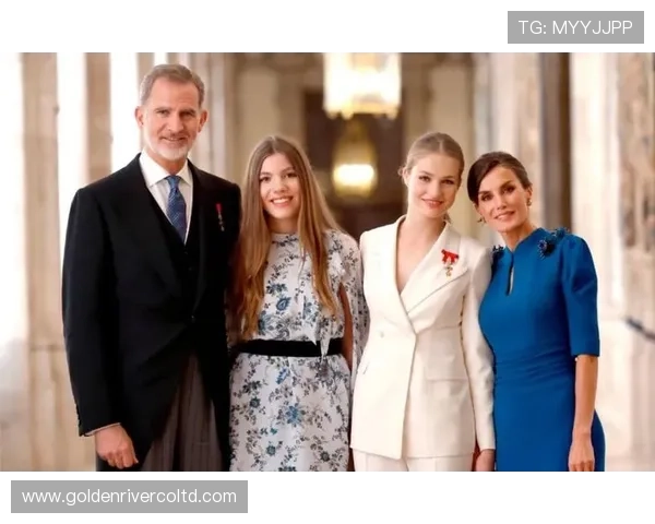 西班牙公主心系足球明星的秘密爱情故事揭晓